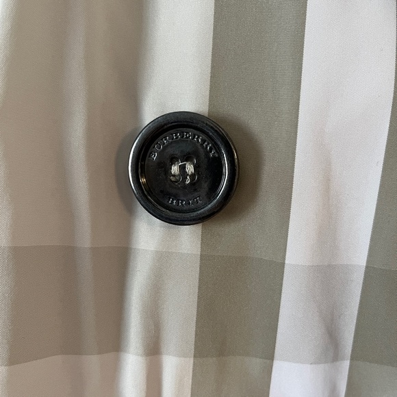 BURBERRY TRENCH PACKABLE COAT SIZE 6 WOMEN- check pattern grey white tan - Picture 12 of 15